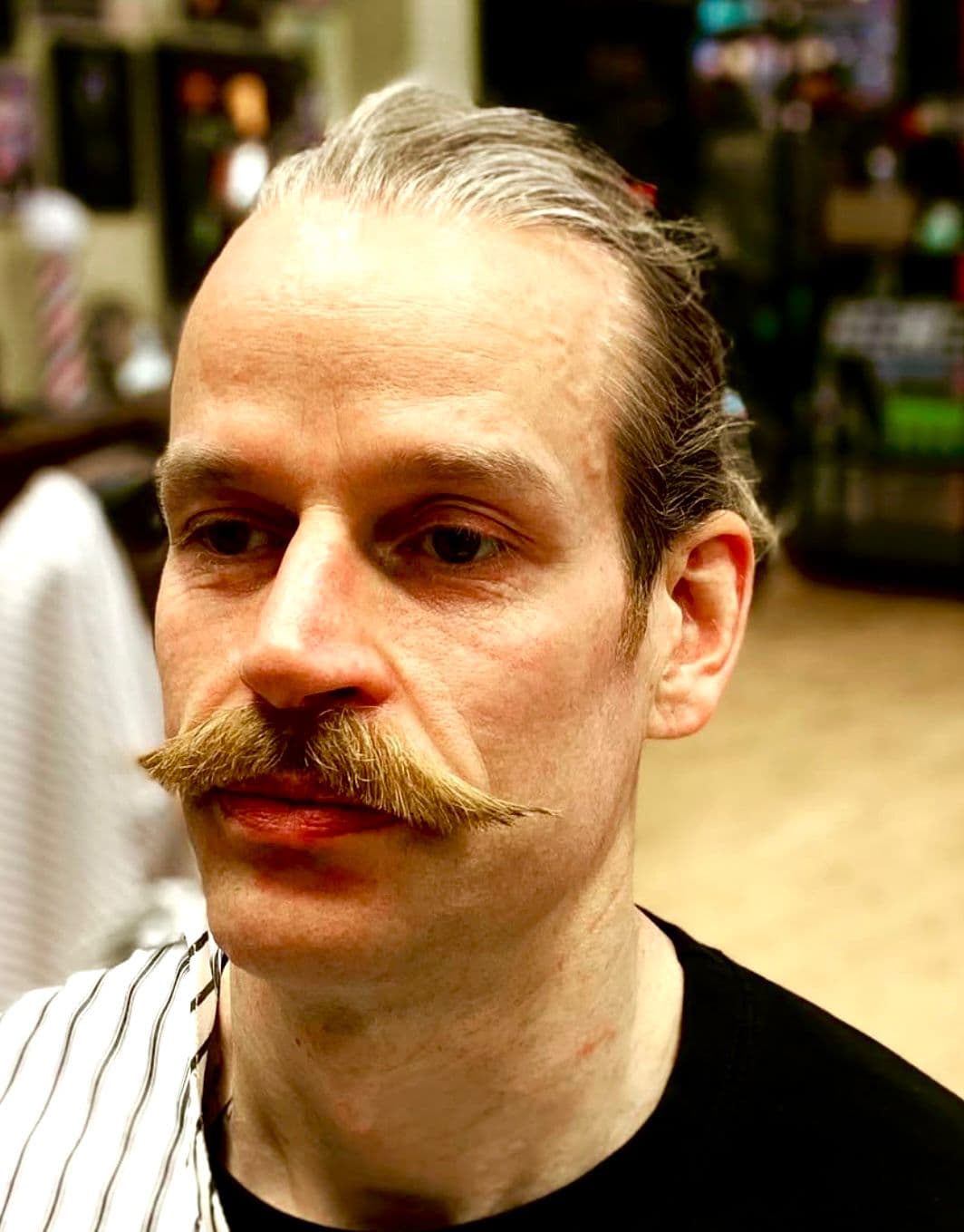 Klippning och skägg hos Raffi's Barbershop (9)